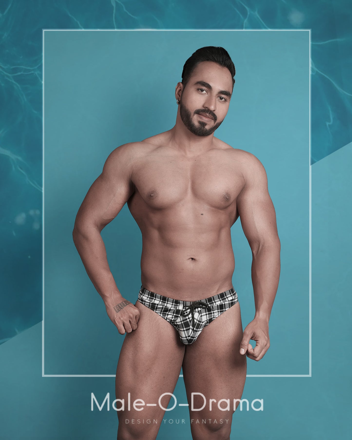 Black and white swimwear briefs in lycra